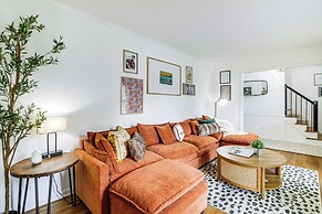 6 Mi to Shelby Farms Park: Family Home in Memphis