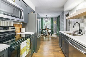 6 Mi to Shelby Farms Park: Family Home in Memphis