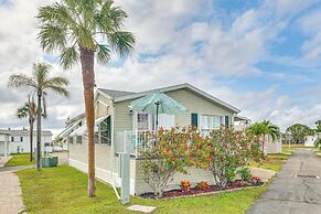 3 Mi to Fort Myers Beach: Home w/ Pool Access