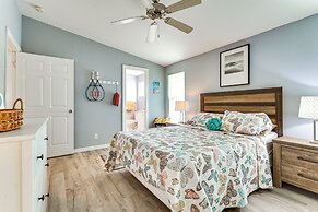 3 Mi to Fort Myers Beach: Home w/ Pool Access