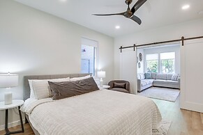 Walk to Beaches: Modern Townhome in Lincoln City!