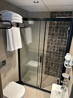 Sistina Old City Hotel