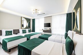 Sistina Old City Hotel
