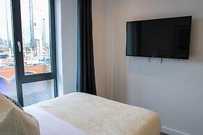 Slate Suite 1BR City Views