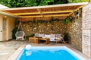 The Secret Garden - Courtyard Private Pool Villa