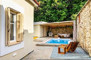The Secret Garden - Courtyard Private Pool Villa