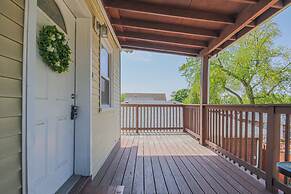 Comfy One Bed Apartment in Forest Park