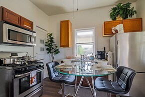 Comfy One Bed Apartment in Forest Park