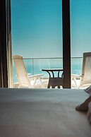 Whisky Green Coast Hotel & Apartments