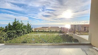 Whisky Green Coast Hotel & Apartments