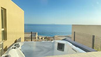 Whisky Green Coast Hotel & Apartments