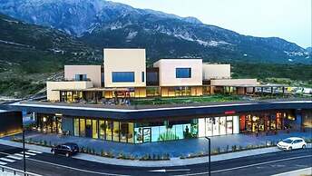 Whisky Green Coast Hotel & Apartments