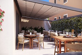 Adiya Signature Hotel