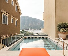 Adiya Signature Hotel