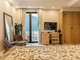 Adiya Signature Hotel