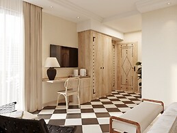 Adiya Signature Hotel