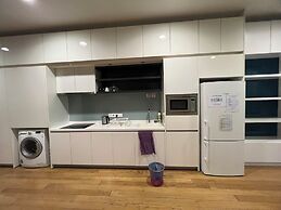 Platinum Suites KLCC by Sleepy Owl