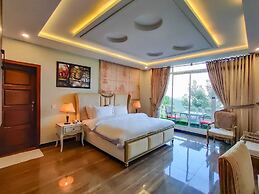 Queenstown Hotel Muree