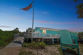Charming Coastal Retreat Steps From Beach 3 Bedroom Home