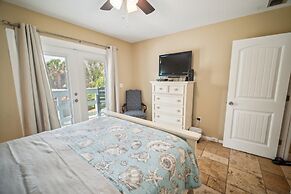 Charming Coastal Retreat Steps From Beach 3 Bedroom Home