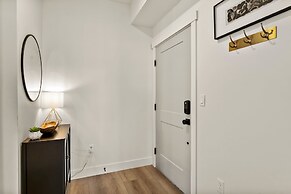 Periwinkle Sky 3 Bedroom Condo