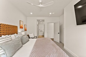 Periwinkle Sky 3 Bedroom Condo