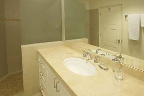 Palm Beach 110 3 Bedroom Condo