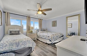 Pinnacle Port Penthouse #29 2 Bedroom Condo