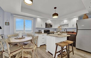 Pinnacle Port Penthouse #29 2 Bedroom Condo