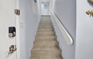 Pinnacle Port Penthouse #29 2 Bedroom Condo