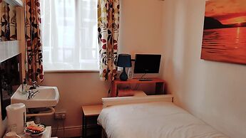 Castleton Hotel - Just For Adults