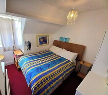 Castleton Hotel - Just For Adults