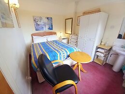 Castleton Hotel - Just For Adults