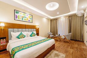 Treebo Premium Takeys