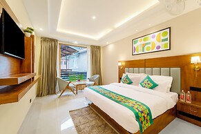 Treebo Premium Takeys