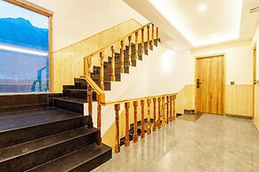 Treebo Premium Takeys