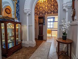 Ismay Lounge Apartment- Titanic Interest Beach View
