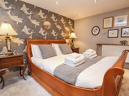 Ismay Lounge Apartment- Titanic Interest Beach View