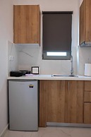 Finikas Suites & Apartments by Airstay