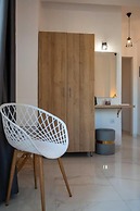 Finikas Suites & Apartments by Airstay