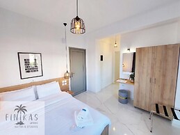 Finikas Suites & Apartments by Airstay