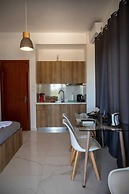 Finikas Suites & Apartments by Airstay