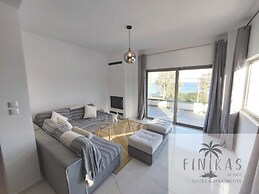 Finikas Suites & Apartments by Airstay