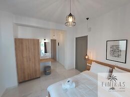 Finikas Suites & Apartments by Airstay