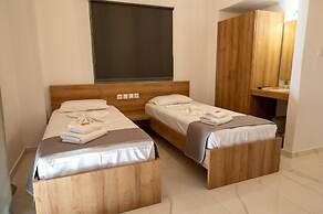 Finikas Suites & Apartments by Airstay