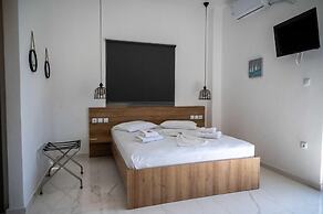 Finikas Suites & Apartments by Airstay