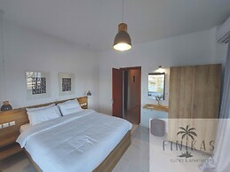 Finikas Suites & Apartments by Airstay