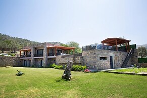 BD4140 by İmportant Group Travel