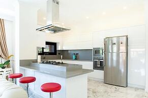 BD4140 by İmportant Group Travel