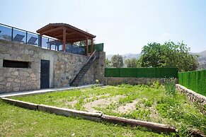 BD4140 by İmportant Group Travel